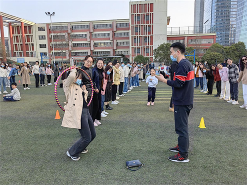 巾帼展风采 不负好春光——记郑东新区外国语学校教育集团庆“三八”国际劳动妇女节活动