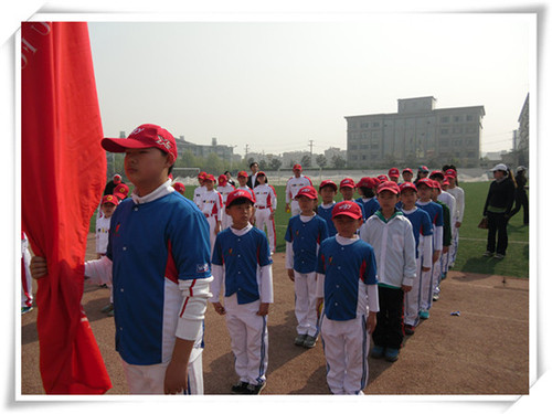 “追风少年”软式垒球社团